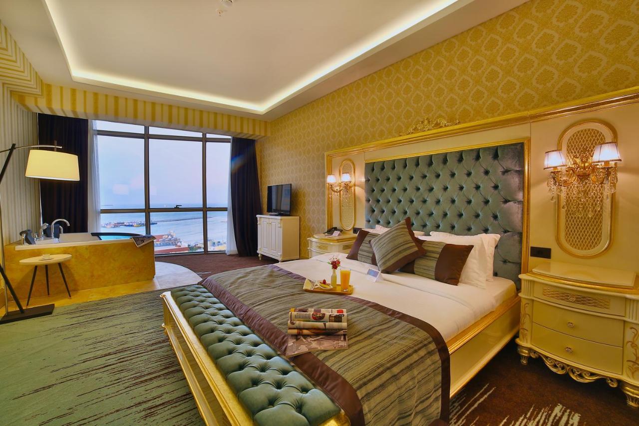 Отель Ramada By Wyndham Искендерун Экстерьер фото